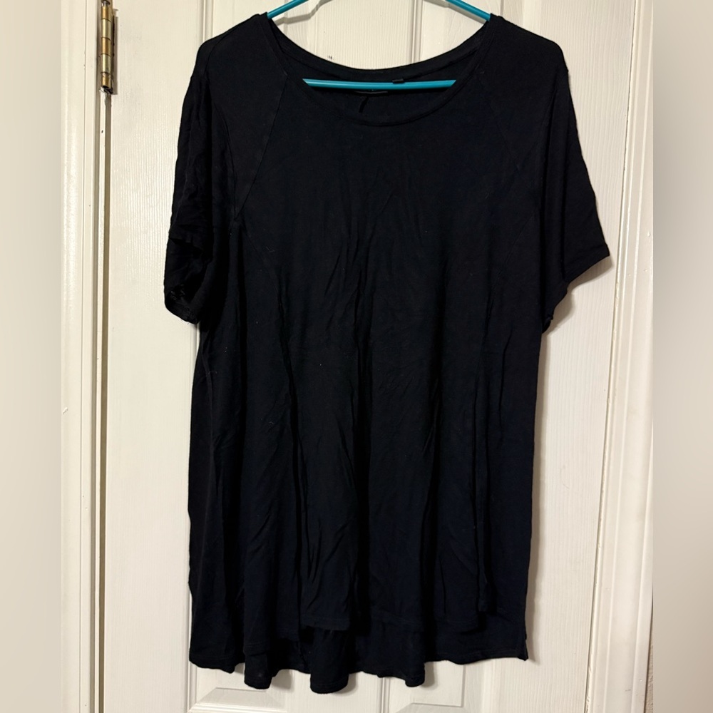 Apt. 9 Black Relaxed Short Sleeve Tee